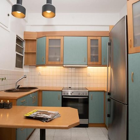 City Center Apt. On A Traffic Free Street Athens Exterior photo